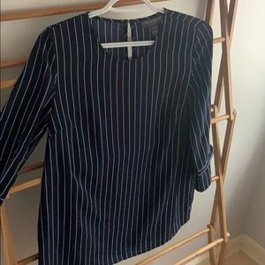 A Pea in the Pod navy stripe blouse